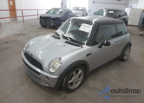 2006 Mini Cooper from USA, damaged, VIN WMWRC33566TJ74635